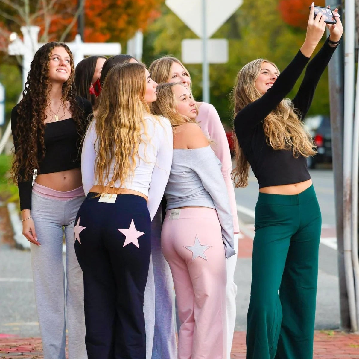 L'ICONIC STELLA FLARED SCULPTANT - BLEU NUIT ÉTOILE ROSE